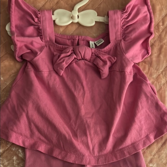 Vibrant Toddler Flutter Sleeve Top + Legging Matching Set - Picture 5 of 8